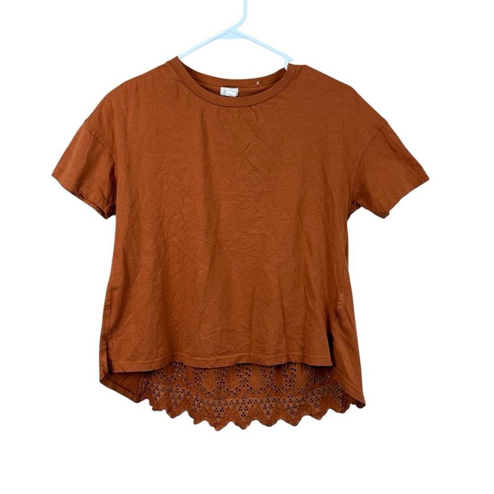 Tiny By Anthropologie Short‎ Sleeve Orange Top Size Small Embroidered Back